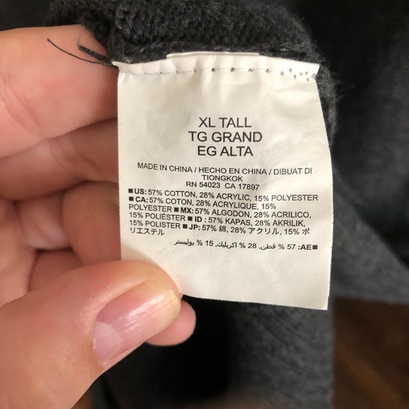 Set of 2 Old Navy Sweater Dresses - Picture 4 of 4